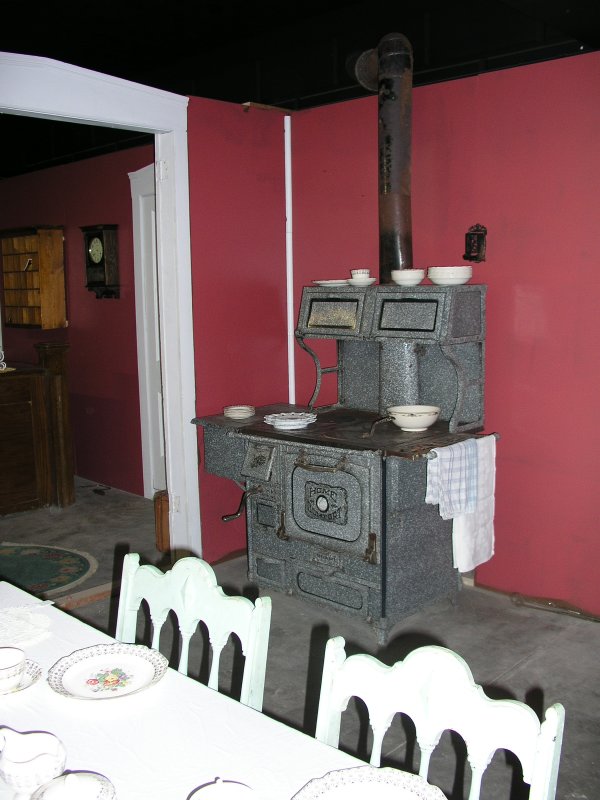 Broadway Hotel